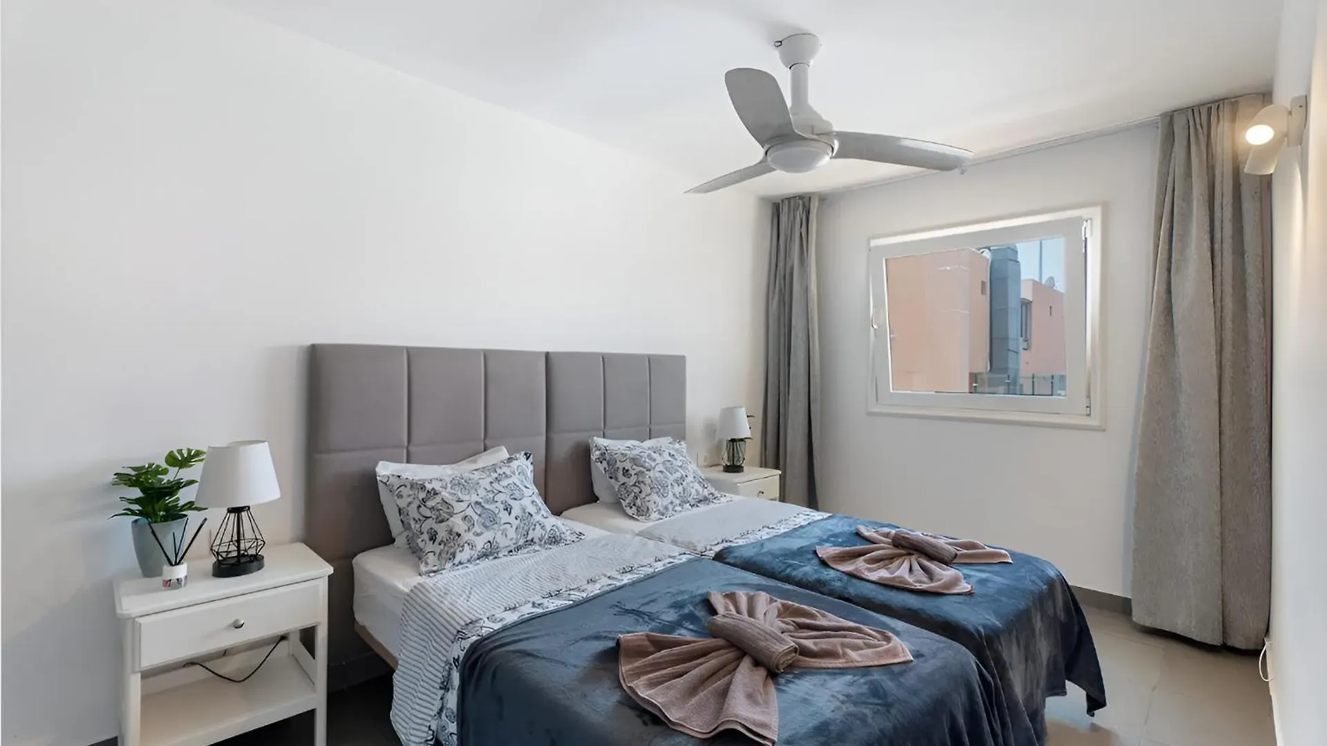 Apartamento En Playa De Las Americas, Torre Del Sol Playa de las Américas