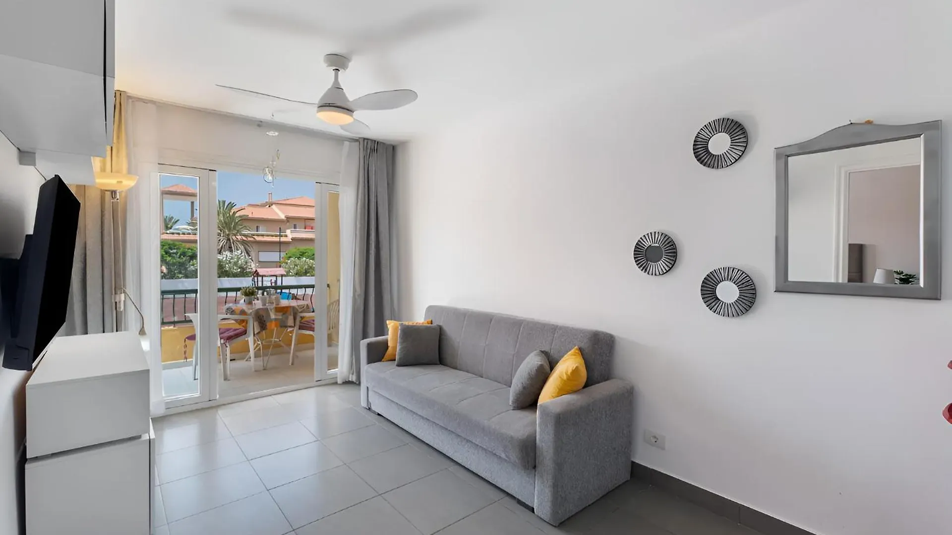 Apartamento En Playa De Las Americas, Torre Del Sol